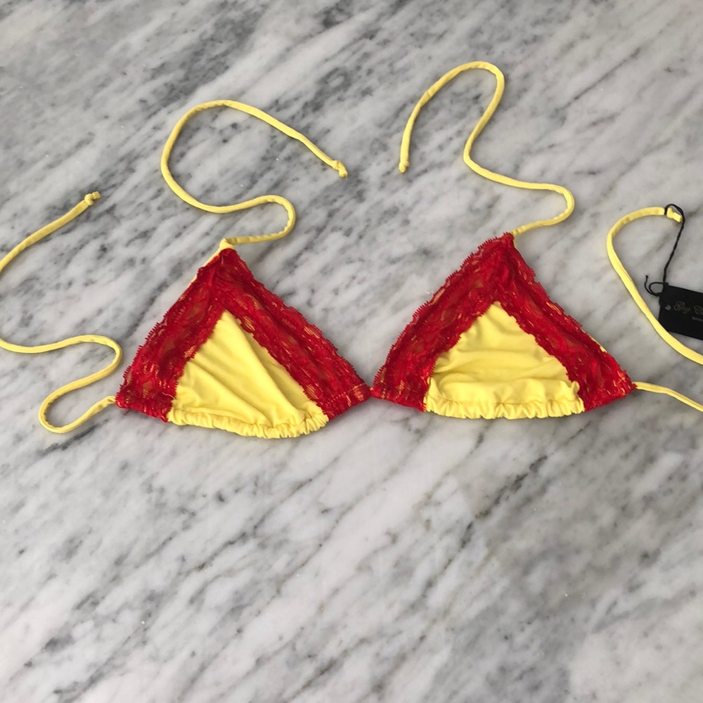 Lace trim bikini triangle top